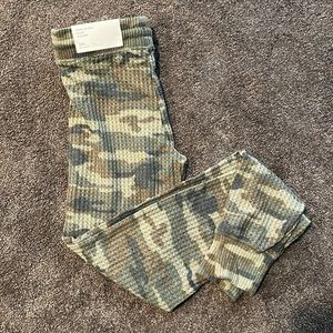 American Eagle Waffle Camo Legging